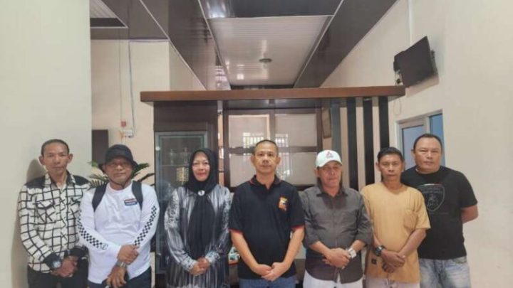 Jumat Barokah, Pewarta Polrestabes Medan Berbagi Beras Kepada Pengurus dan Anggota