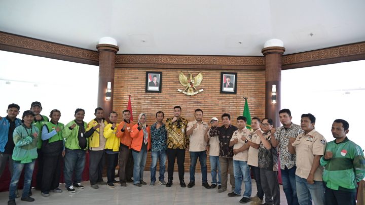 Terima Aspirasi Ojol, Bobby Nasution Inisiasi Satgas Pengawasan Demi Keadilan dan Keselamatan Pekerja