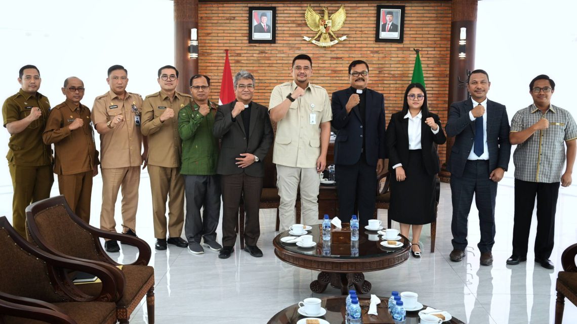 Terima Panitia Sinode HKI ke-65, Gubernur Ajak Doakan Sumut
