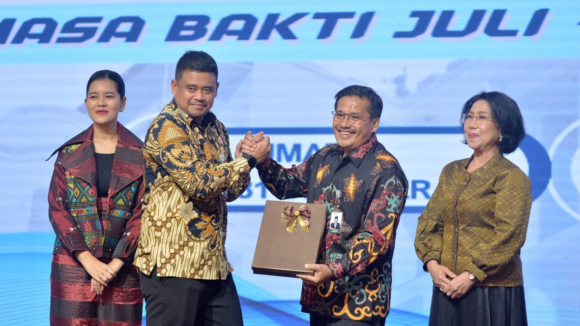 Sekdaprov Sumut Purna Tugas, Gubernur dan Wagub Berikan Apresiasi