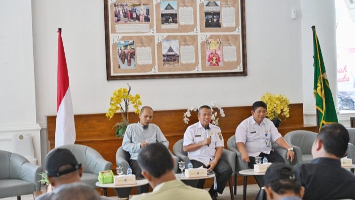 Pemprov Sumut Terus Dorong Penguatan Gerakan Literasi Tingkatkan Minat Baca Masyarakat Pemprov Sumut Terus Dorong Penguatan Gerakan Literasi Tingkatkan Minat Baca Masyarakat