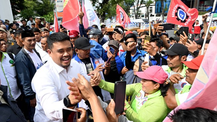 Temui Massa Aksi Unras, Bobby Nasution Dukung Tuntutan Buruh