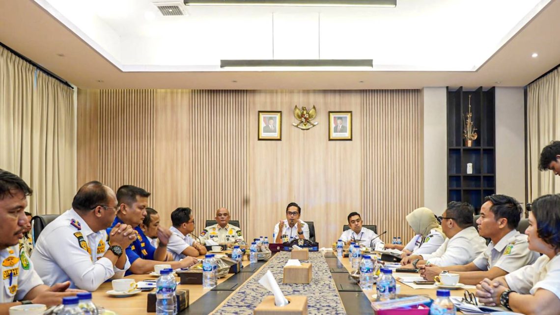 Rico Waas: Perlu Sinergi Dalam Penegakan Perda