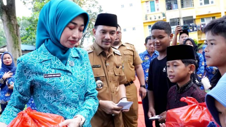 Wujud Rasa Syukur di Usia 43 Tahun, H. Iman Irdian Saragih Santuni 250 Anak Yatim Piatu dengan Dana Pribadi