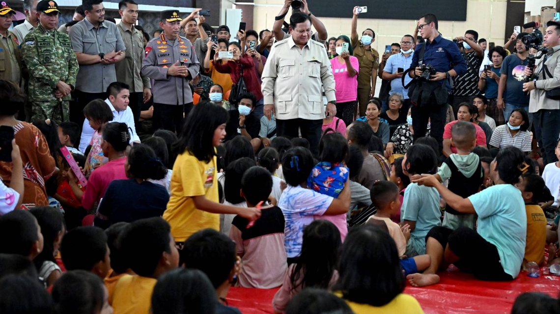 Presiden Prabowo Tinjau Banjir dan Longsor Sumut, Penanganan Infrastruktur dan BBM Jadi Fokus Utama