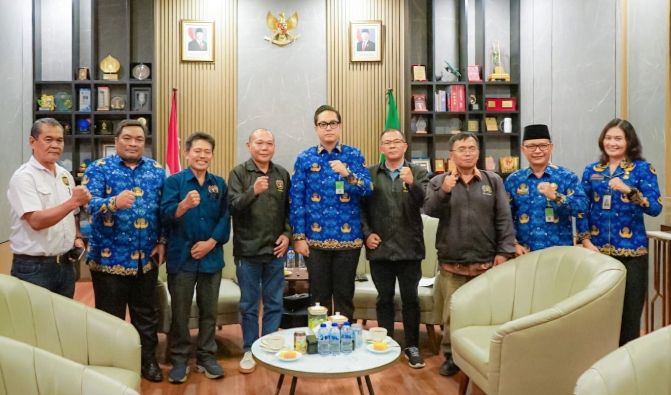 Terima Audiensi Panitia Natal PWI Sumut 2025, Rico Waas Tegaskan Sinergitas Keberagaman Kunci Pembangunan Kota Medan