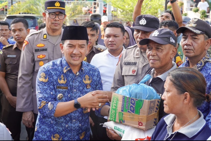 Pemko Tebing Tinggi Salurkan Bantuan Sembako untuk 8.484 KK Korban Banjir