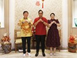 Perayaan Imlek 2577, Rico Waas Didampingi Istri Kunjungi Rumah Tokoh Thionghoa Sumut