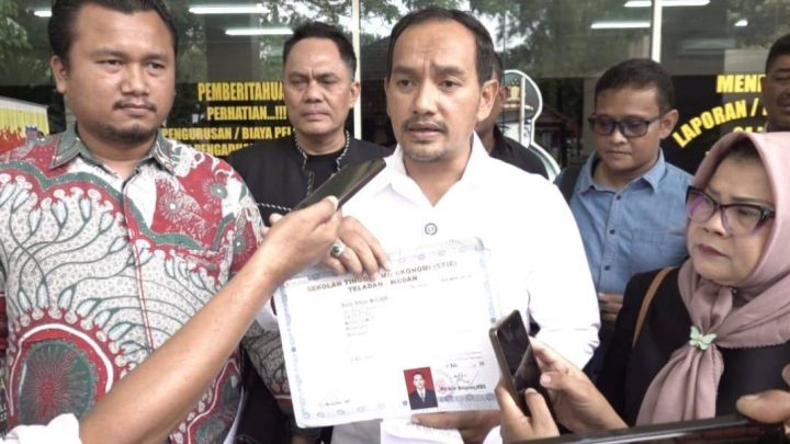 Setop Sebar Fitnah! Dokumen Asli Ijazah Wali Kota Tebing Tinggi Dipamerkan dan Tervalidasi Keasliannya, Penyebar Hoaks Terancam UU ITE