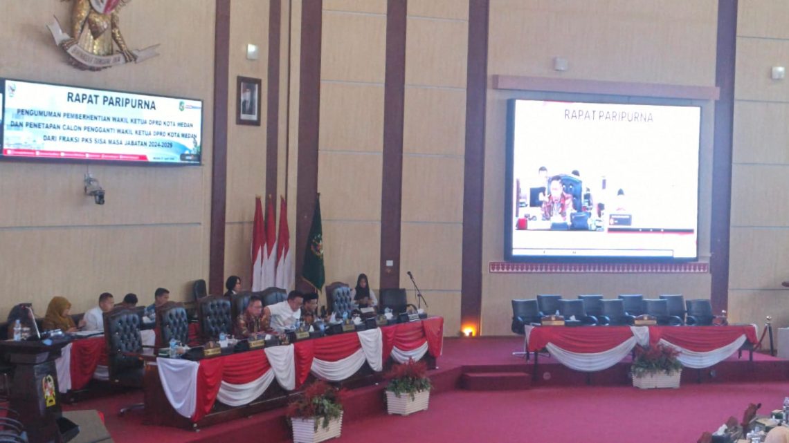 DPRD Medan Umumkan Pemberhentian dan Penetapan Calon Pengganti Wakil Ketua DPRD