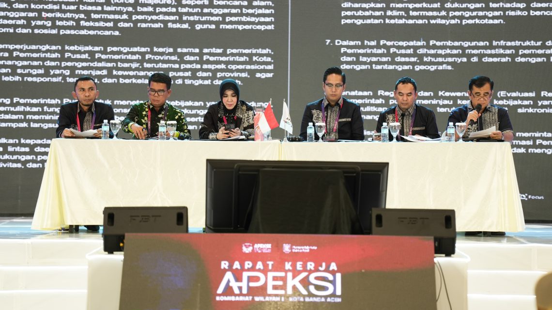 Raker Komwil I APEKSI, Rico Waas Tekankan Pentingnya Kerjasama Antar Kota Menghadapi Tantangan Zaman