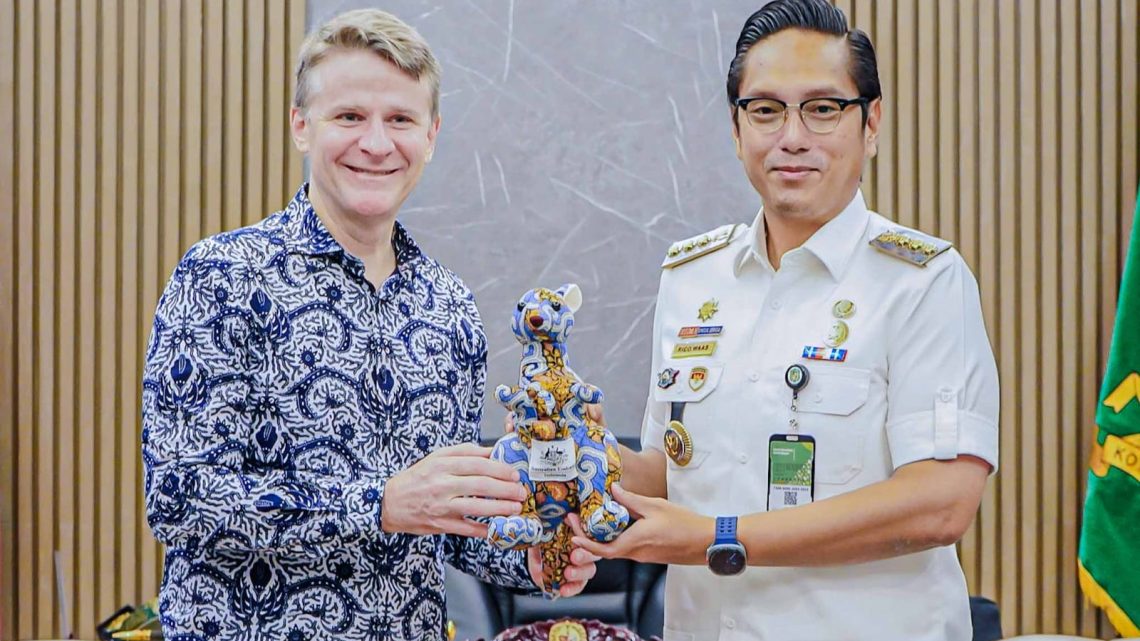 Terima Dubes Australia, Rico Waas Buka Peluang Investasi dan Kerja Sama Pendidikan