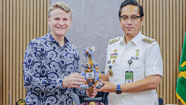 Terima Dubes Australia, Rico Waas Buka Peluang Investasi dan Kerja Sama Pendidikan