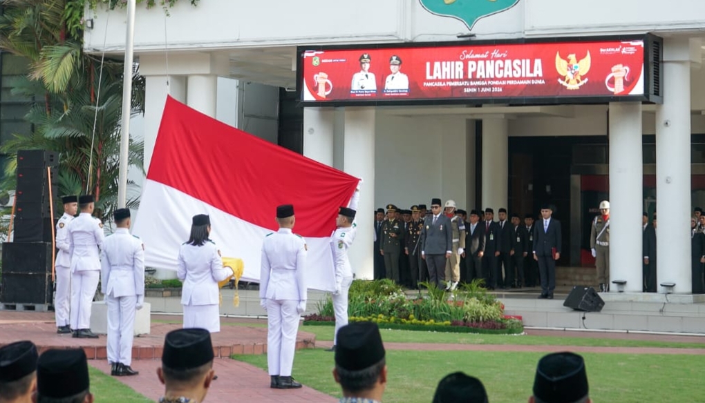 Pimpin Upacara Hari Lahir Pancasila, Wali Kota Medan: Pastikan Pancasila Hidup di Dalam Pikiran dan Pekerjaan Kita