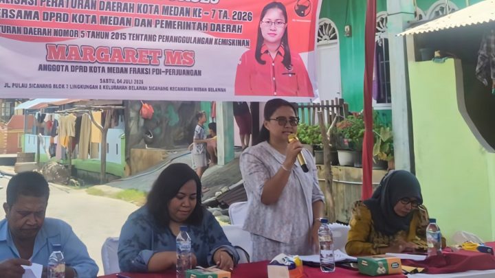 Kepada Margaret MS, Warga Sicanang Keluhkan Tak Dapat Bansos
