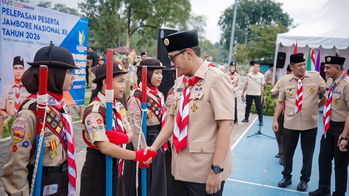 Rico Waas Lepas Kontingen Pramuka Medan ke Jamnas XII: Jaga Nama Baik Kota, Bangun Jejaring, Bawa Pulang Pengalaman