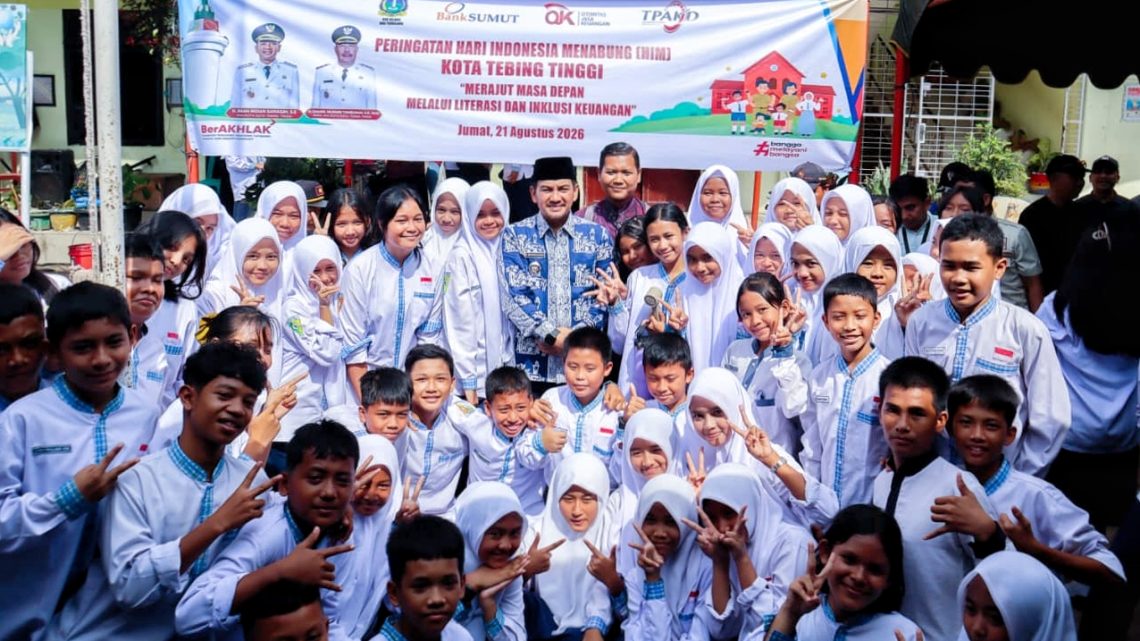 Peringati HIM, Wali Kota Tebing Tinggi Ajak Pelajar Budayakan Menabung Sejak Dini