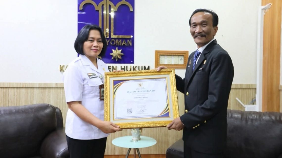 Sekretariat DPRD Medan Raih Penghargaan JDIHN