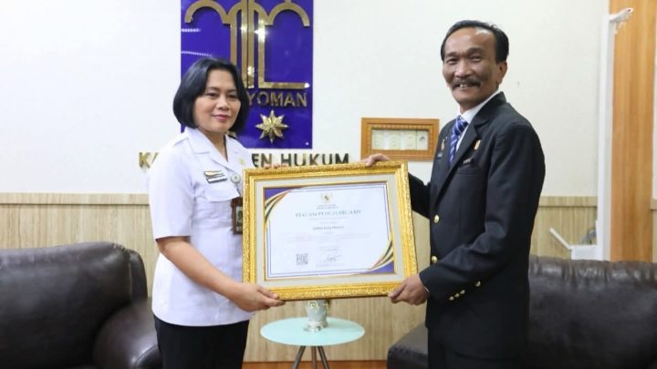 Sekretariat DPRD Medan Raih Penghargaan JDIHN