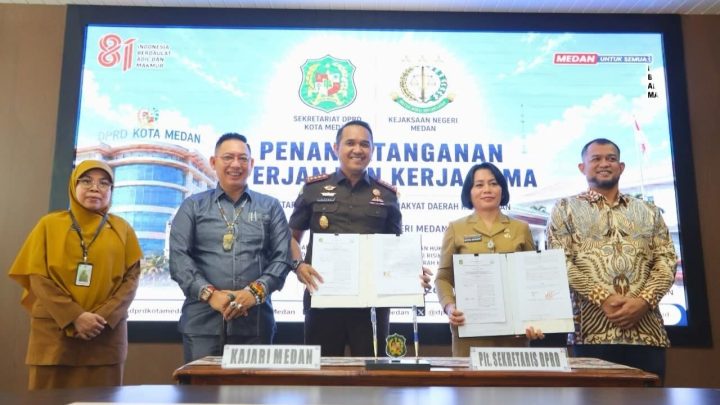 Sekretariat DPRD – Kejari Medan Teken Kerja Sama Perdata dan TUN