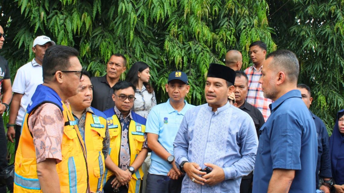 Dampingi Komisi V DPR RI Tinjau Tanggul Sungai Padang, Wali Kota Tebing Tinggi Apresiasi Perhatian Pemerintah Pusat dan DPR RI