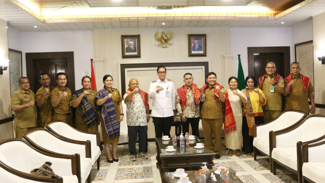 Penabalan Marga Jadi Amanah, Rico Waas Siap Kenalkan Budaya Karo Lebih Luas