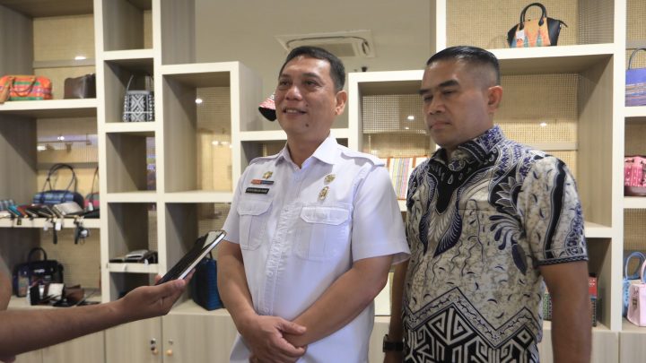 Rico Waas Dukung Pelatihan Fotografi PWPM, Pelajar dan Mahasiswa Diajak Berani Berkarya Lewat Foto